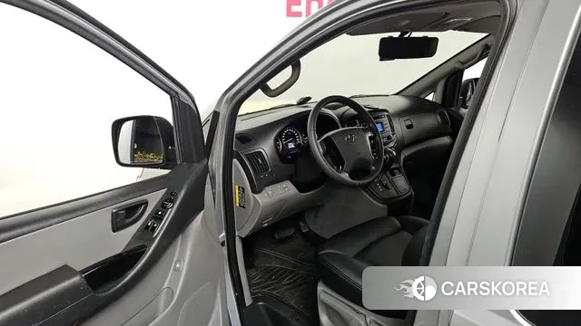 Hyundai The New Grand Starex 2018 Серебряный из Кореи, фото 2