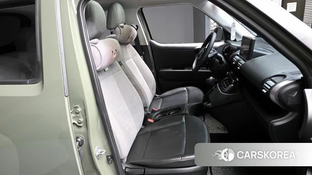 Hyundai Casper 2022 Зеленый из Кореи, фото 2