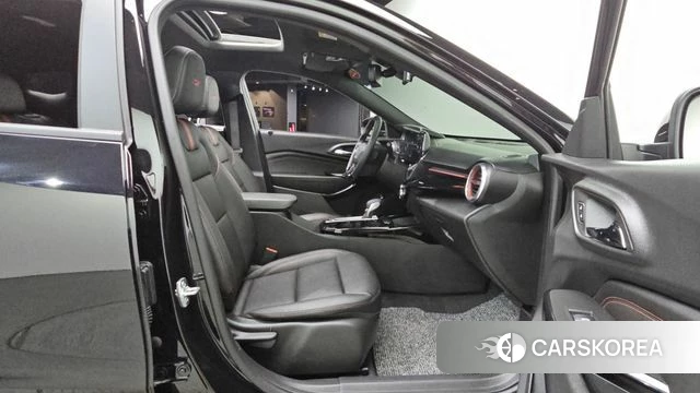 Chevrolet (GM Daewoo) Trax Crossover 2025 Черный из Кореи, фото 2