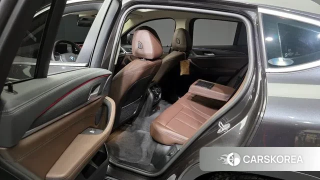 BMW X4 (G02) 2024 Серый из Кореи, фото 2