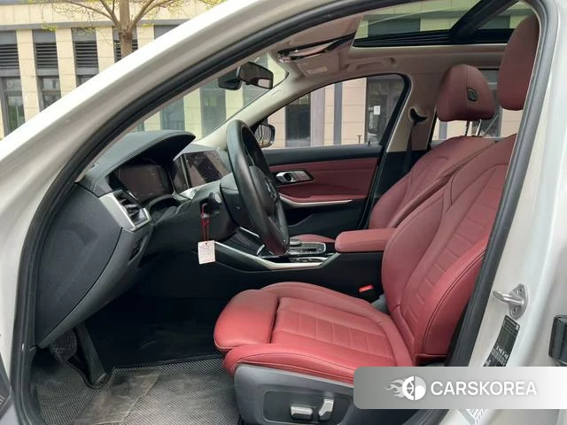 BMW 3 series 2021 Белый из Китая, фото 2