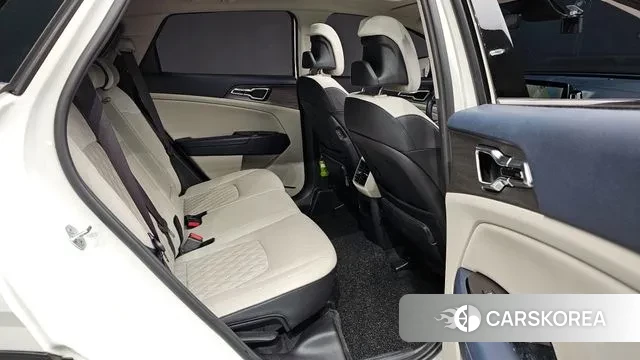 Kia Sportage 5th Generation 2021 Белый из Кореи, фото 2
