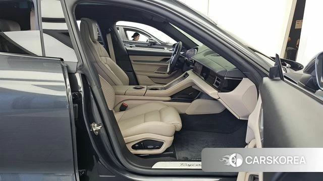 Porsche Taycan 2024 Серый из Кореи, фото 2