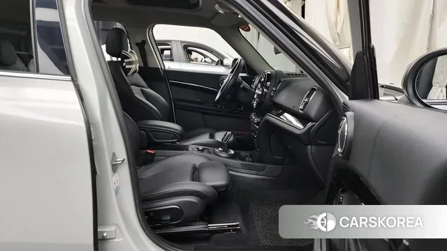 Mini Cooper D Countryman 2021 Серебристо-серый из Кореи, фото 2