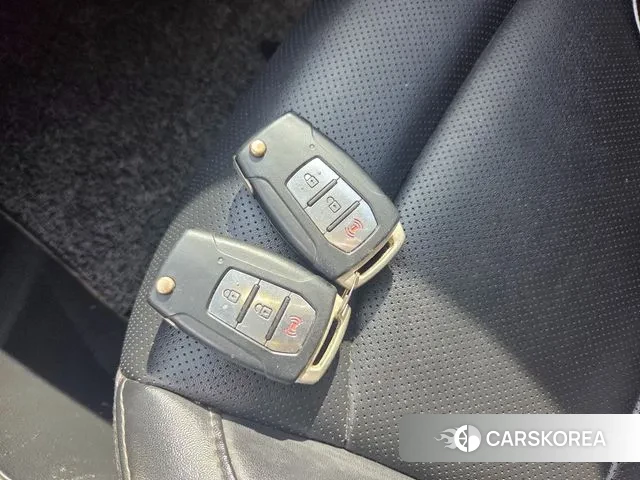 Ssangyong Beautiful Korando 2020 Серый из Кореи, фото 2