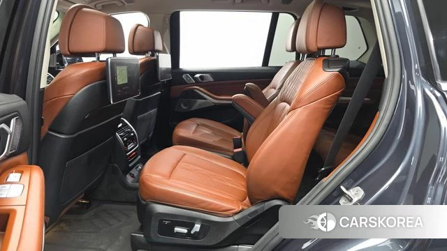 BMW X7 (G07) 2021 Серый из Кореи, фото 2