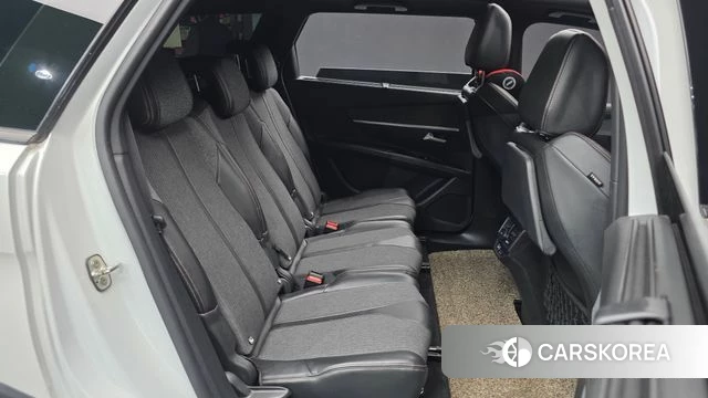 Peugeot 5008 second generation 2018 Белый из Кореи, фото 2