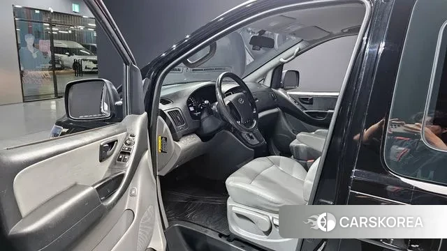 Hyundai The New Grand Starex 2019 Черный из Кореи, фото 2