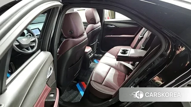 Cadillac CT4 2020 Черный из Кореи, фото 2