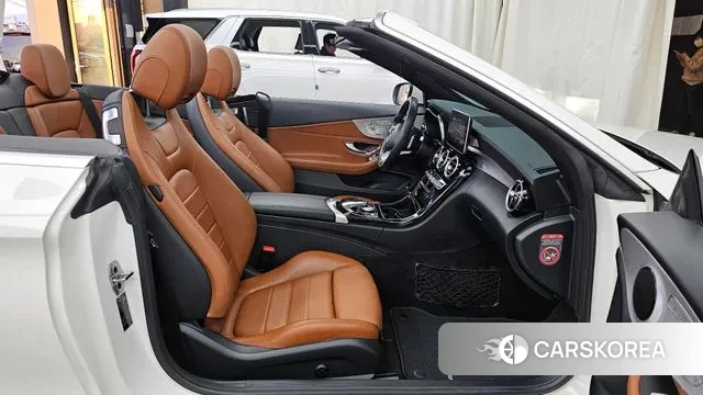 Mercedes-Benz C-Class W205 2018 Белый из Кореи, фото 2