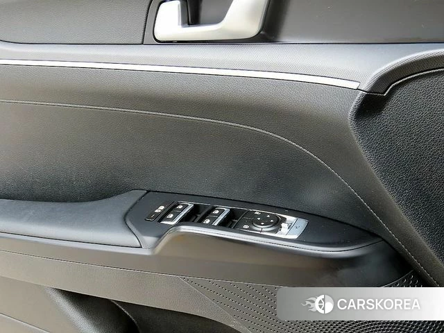 Kia K5 3rd generation 2022 Черный из Кореи, фото 2