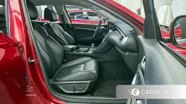 Genesis The New G70 2022 Красный из Кореи, фото 2