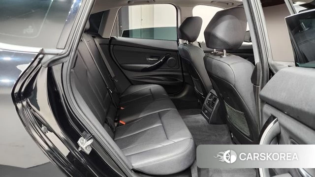 BMW 3 Series GT (F34) 2020 Черный из Кореи, фото 2