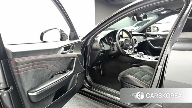 Kia Stinger Meister 2022 Серый из Кореи, фото 2