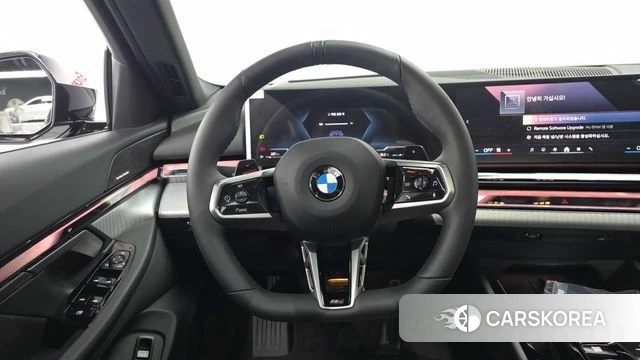 BMW 5 Series (G60) 2026 Черный из Кореи, фото 2