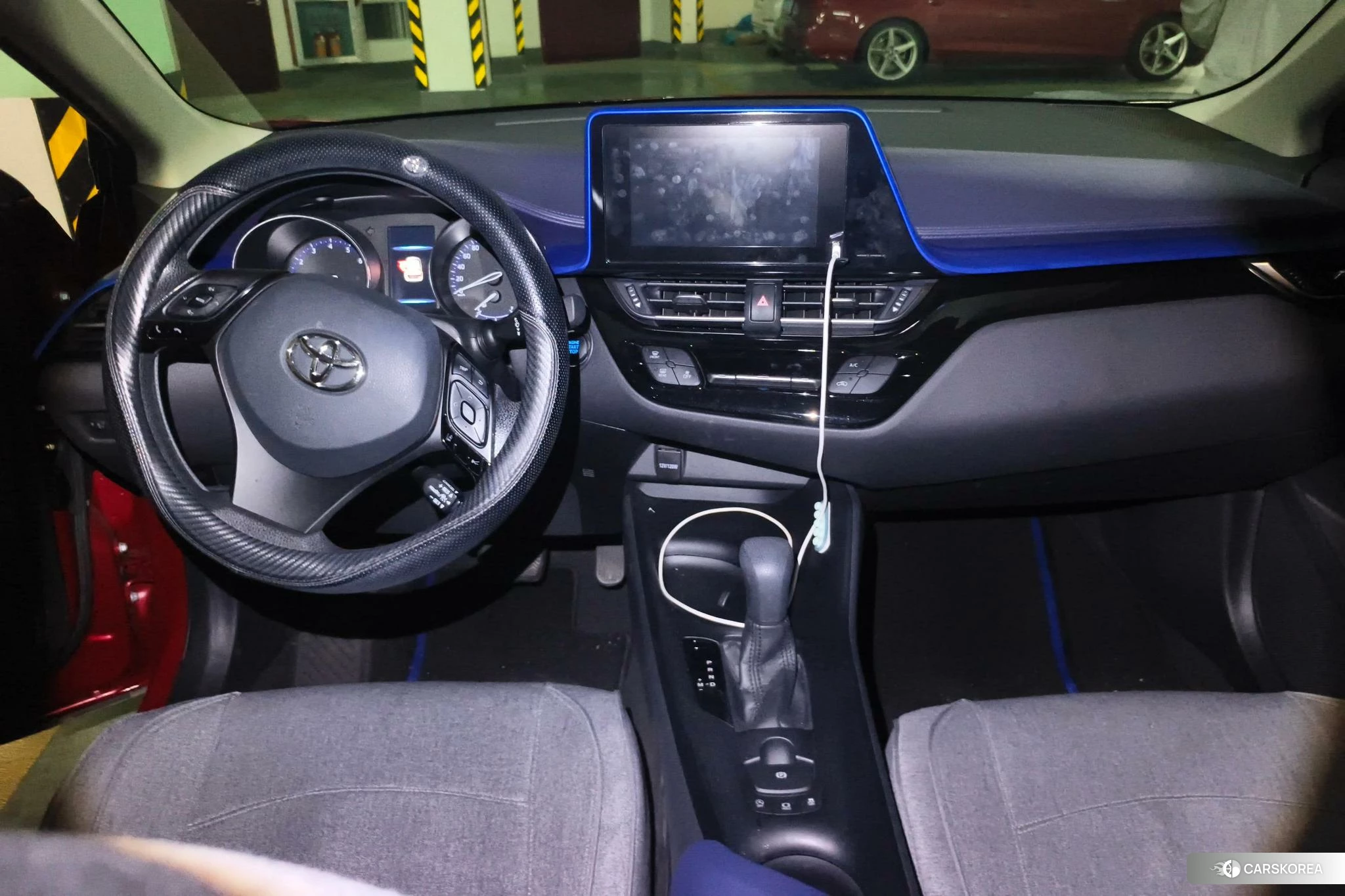 Toyota C-HR 2021 Красный из Китая, фото 2