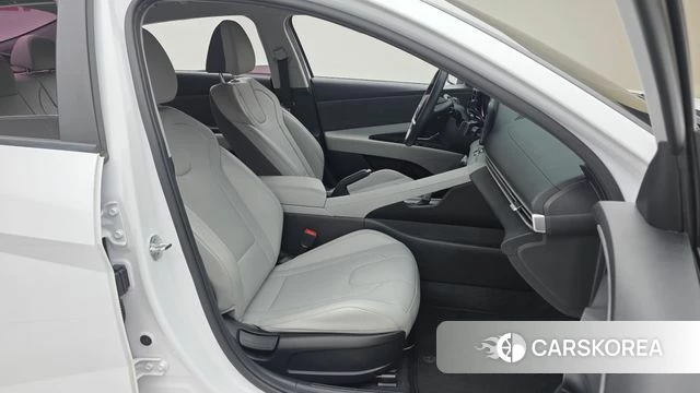Hyundai Avante (CN7) 2021 Белый из Кореи, фото 2