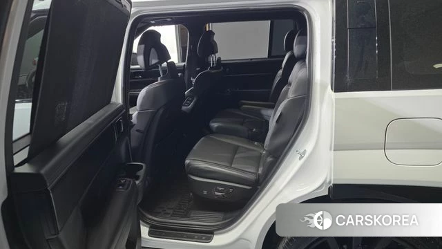 Hyundai Santa Fe (MX5) 2023 Белый из Кореи, фото 2