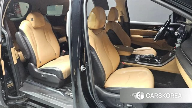 Kia Carnival 4th generation 2020 Черный из Кореи, фото 2