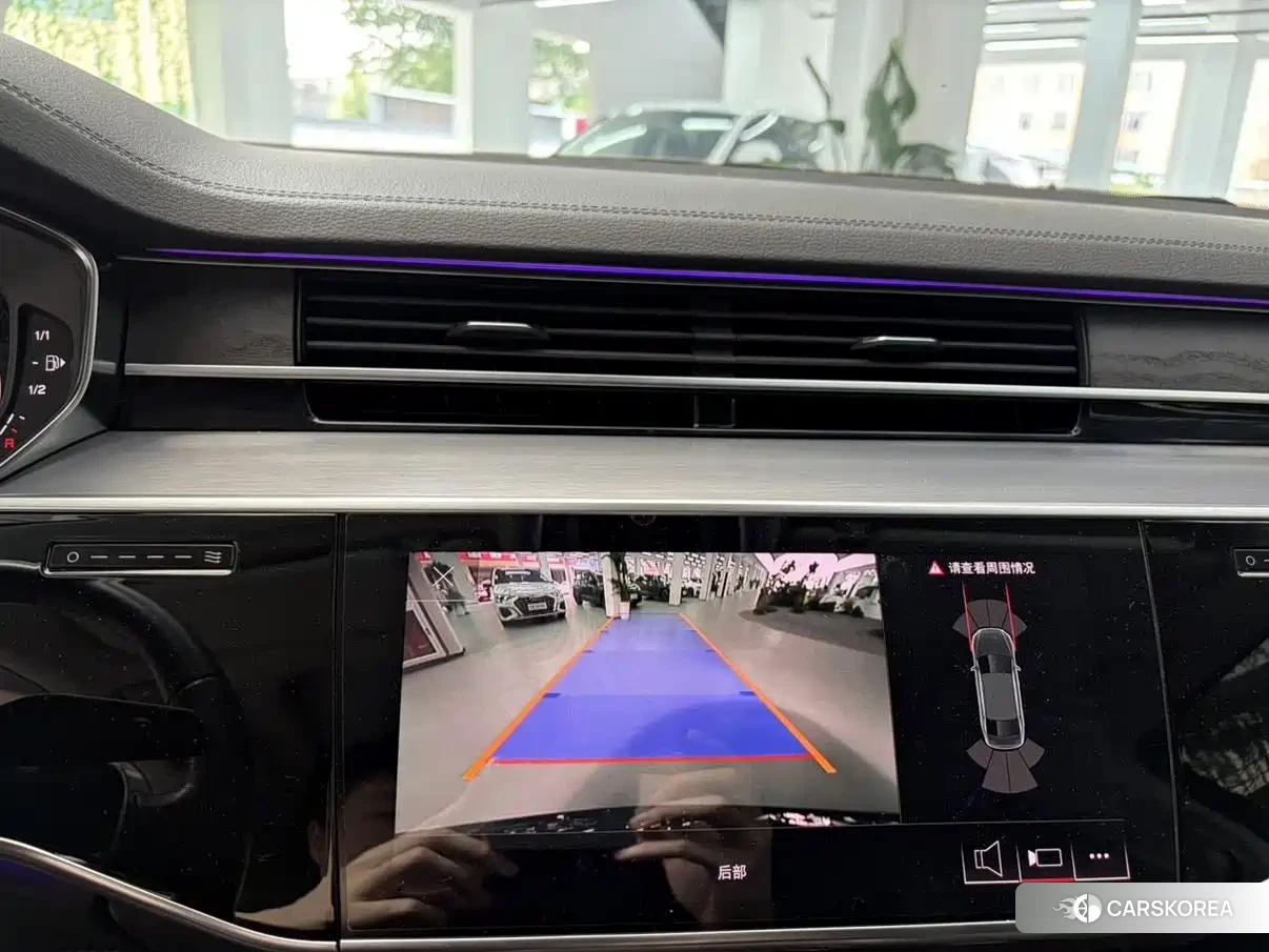 Audi A8 2022 Черный из Китая, фото 2