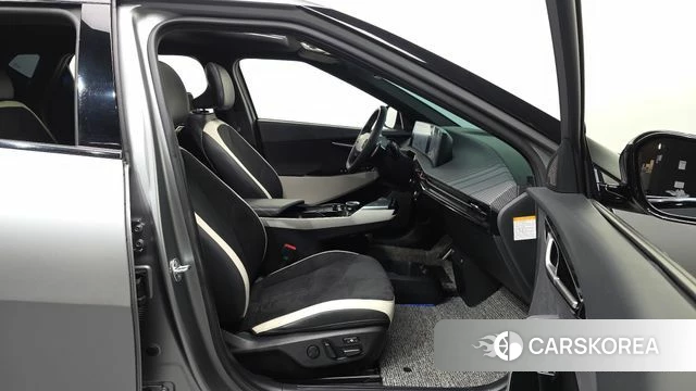 Kia EV6 2024 Серый из Кореи, фото 2