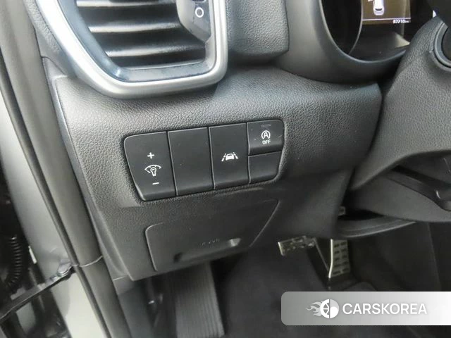 Kia Sportage The Bold 2021 Серебристо-серый из Кореи, фото 2