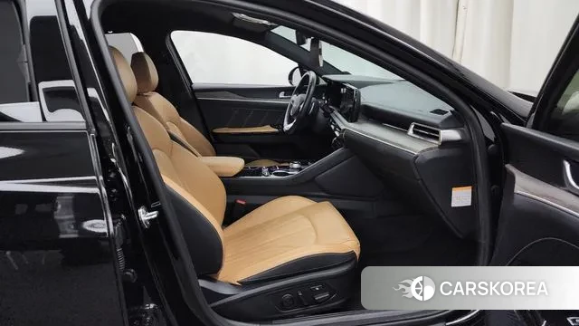 Kia K5 Hybrid 3rd Generation 2023 Черный из Кореи, фото 2