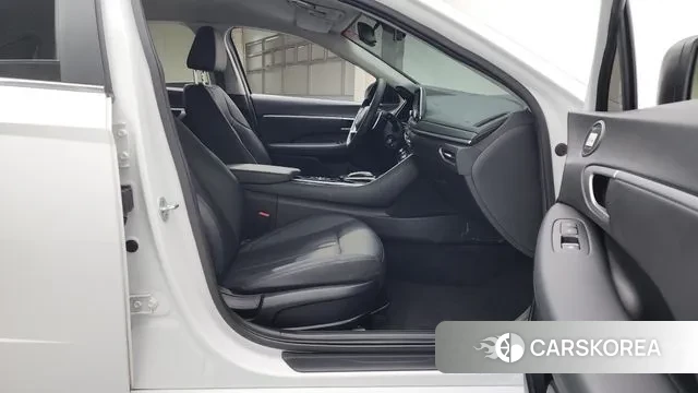 Hyundai Sonata (DN8) 2021 Белый из Кореи, фото 2