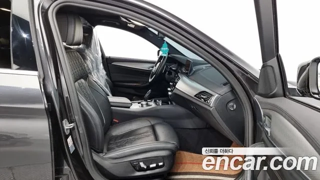 BMW 5 Series (G30) 2019 Серый из Кореи, фото 2