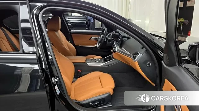 BMW 3 Series (G20) 2024 Черный из Кореи, фото 2