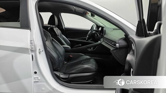 Hyundai Avante (CN7) 2022 Белый из Кореи, фото 2