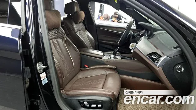 BMW 5 Series (G30) 2019 Синий из Кореи, фото 2