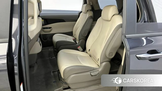 Kia Carnival 4th generation 2023 Черный из Кореи, фото 2