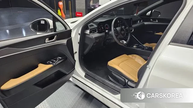 Kia K5 3rd generation 2021 Белый из Кореи, фото 2