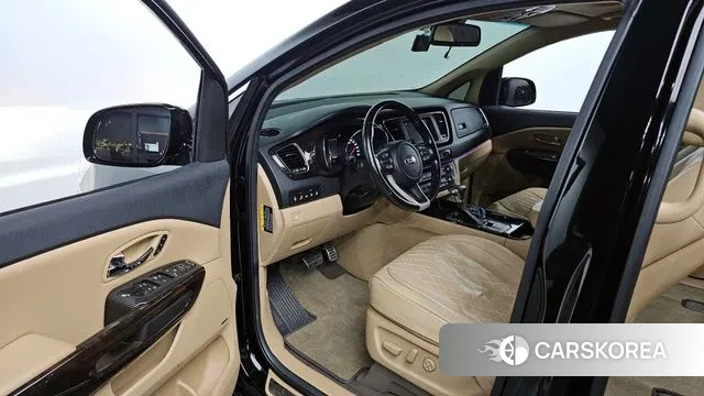 Kia The New Carnival 2018 Черный из Кореи, фото 2