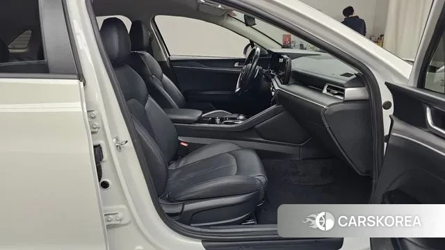 Kia K5 3rd generation 2022 Белый из Кореи, фото 2