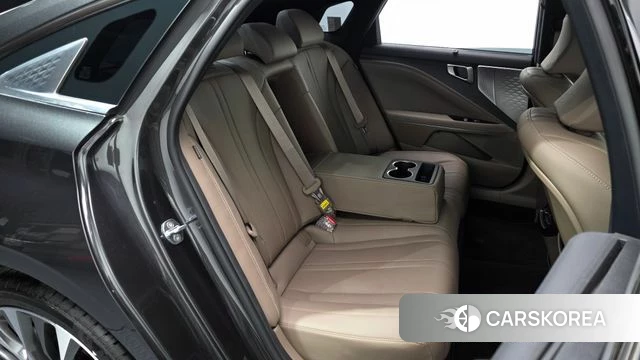 Kia K8 2022 Серый из Кореи, фото 2