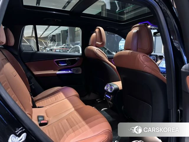 Mercedes-Benz GLC 2023 Черный из Китая, фото 2