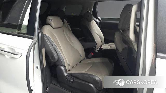 Kia The New Carnival 4th Generation 2024 Белый из Кореи, фото 2
