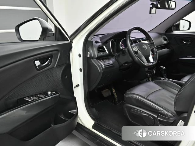 Ssangyong Tivoli Armor 2018 Белый из Кореи, фото 2