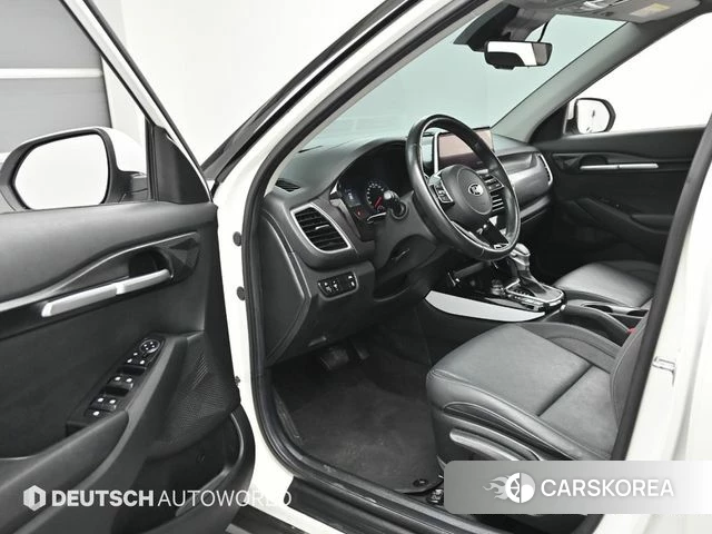 Kia Seltos 2021 Белый из Кореи, фото 2