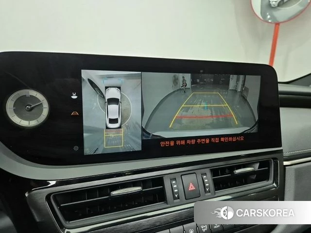 Lexus ES300h 7th generation 2024 Белый из Кореи, фото 2