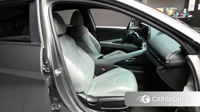 Hyundai The New Avante (CN7) 2023 Серый из Кореи, фото 2