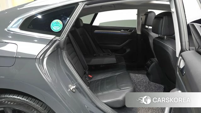 Volkswagen Arteon 2019 Черный из Кореи, фото 2