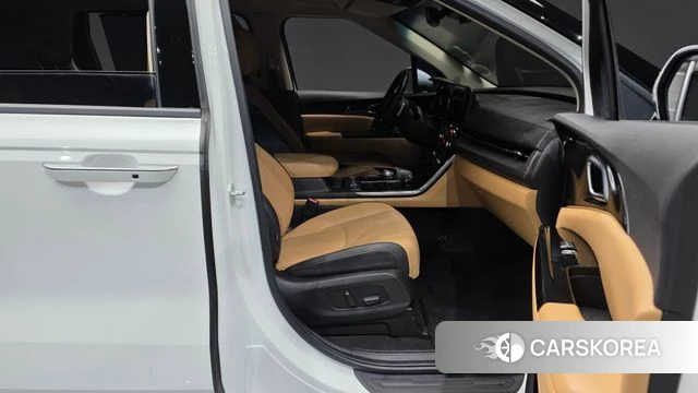 Kia Carnival 4th generation 2022 Белый из Кореи, фото 2