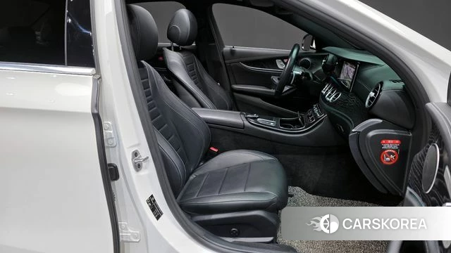 Mercedes-Benz E-Class W213 2020 Белый из Кореи, фото 2