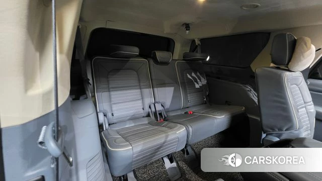 Lincoln Navigator 4th generation 2019 Черный из Кореи, фото 2