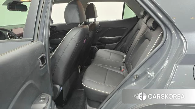 Hyundai Venue 2023 Серый из Кореи, фото 2