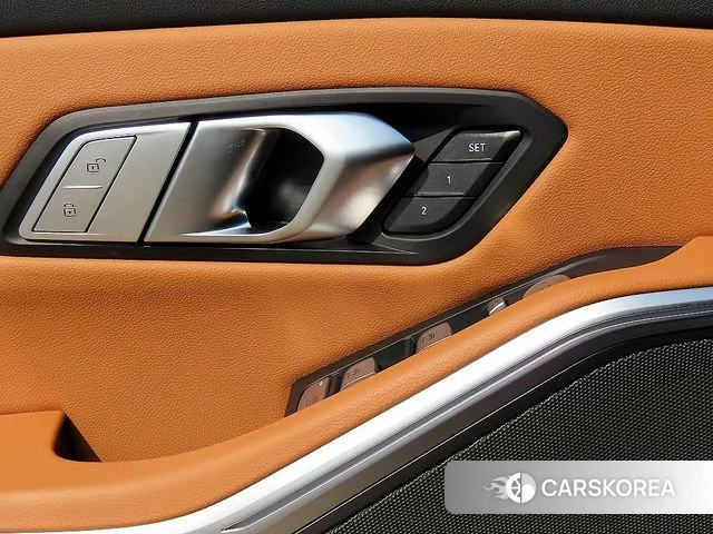 BMW 3 Series (G20) 2025 Серебристо-серый из Кореи, фото 2