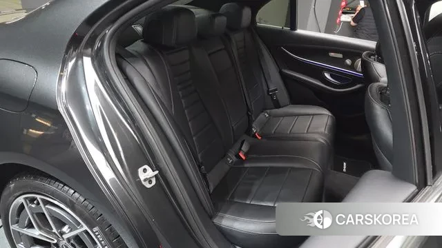 Mercedes-Benz E-Class W213 2022 Серый из Кореи, фото 2